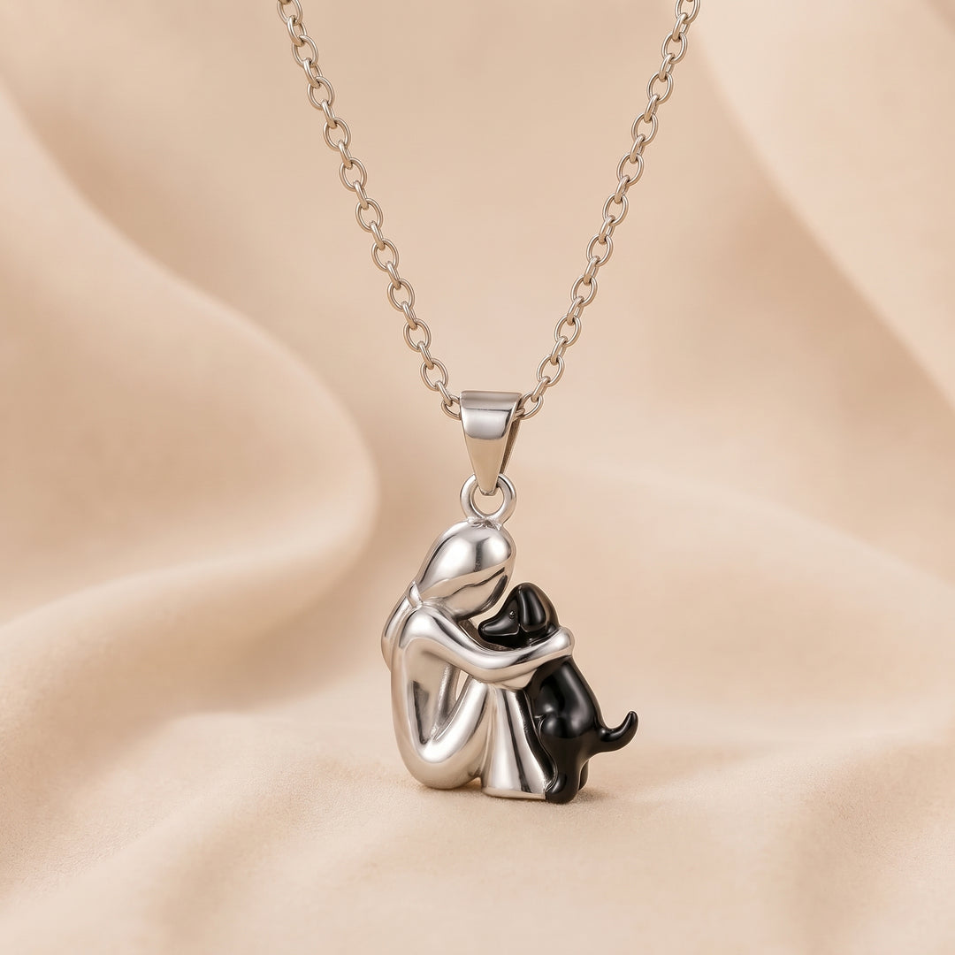COLLAR DEL ABRAZO ETERNO