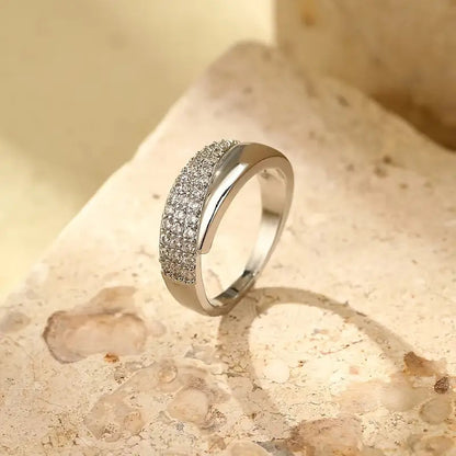 LUCRECIA | ANILLO ELEGANTE CON PIEDRAS PRECIOSAS