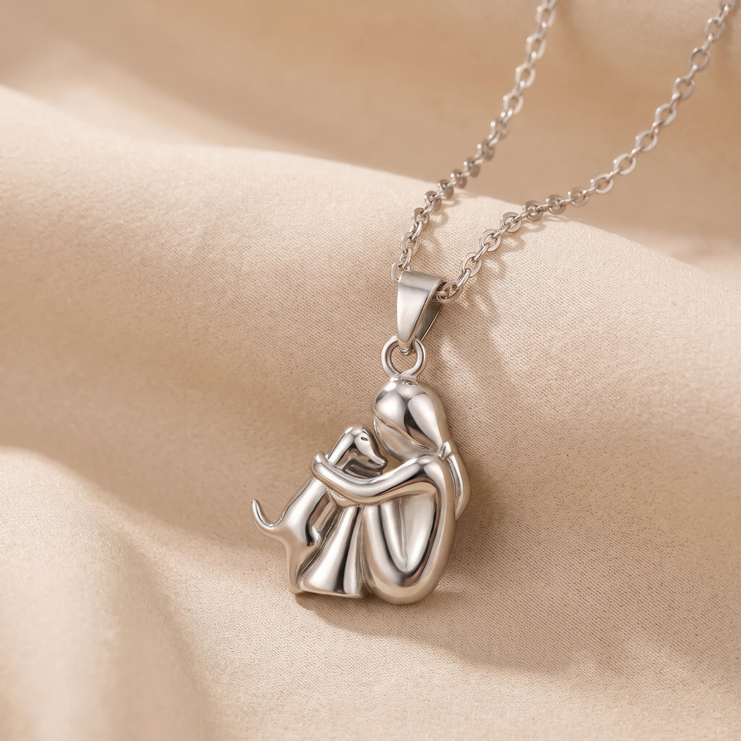 COLLAR DEL ABRAZO ETERNO